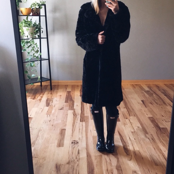 Jackets & Blazers - vintage faux fur coat